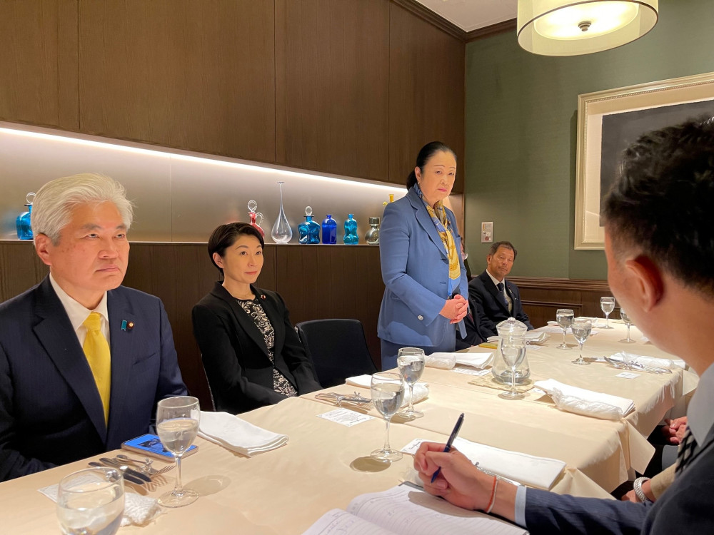 日本ラオス友好議員連盟にて、ラオス人民民主共和国ポーサイ外務副大臣と意見交換をいたしました。