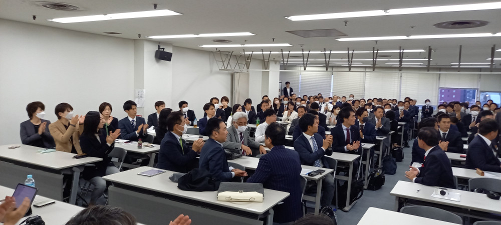 兵庫維新の会にて、今回新たに統一地方選挙で当選した新人議員研修会で講演いたしました。