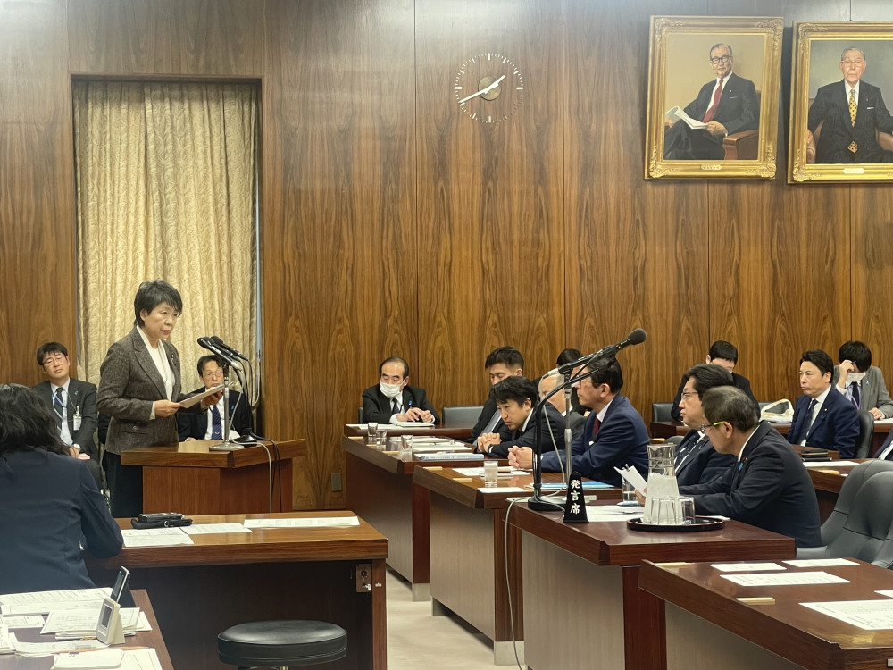 北朝鮮による拉致問題等に関する特別委員会の質疑に立ちました。