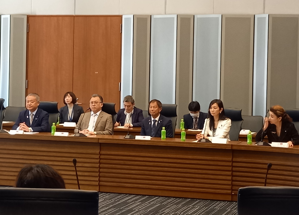 超党派の台湾立法院議員団の皆さんと、日本維新の会の中華民国(台湾)友好議員連盟で意見交換会を持ちました。