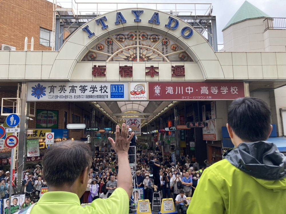 吉村共同代表が応援に駆けつけてくれました！！