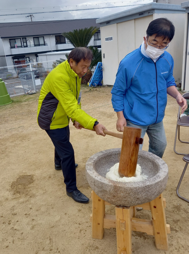 地域の餅つき大会にて！