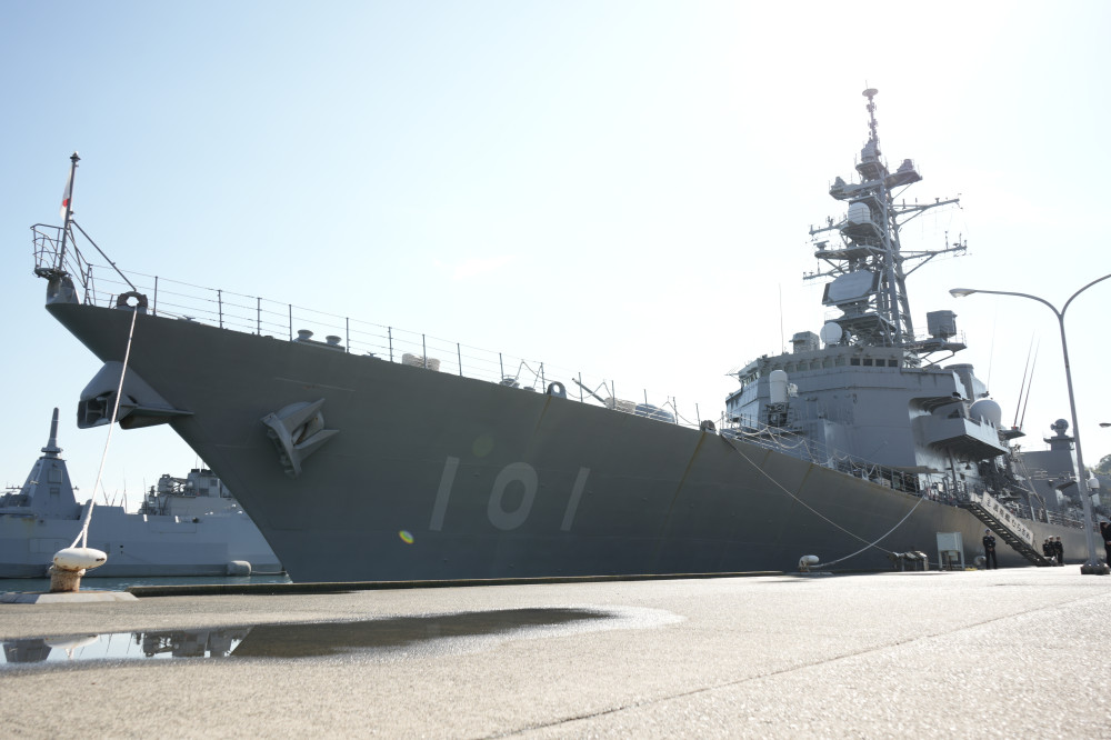 日本維新の会 安全保障調査会にて、横須賀海上自衛隊を視察いたしました。